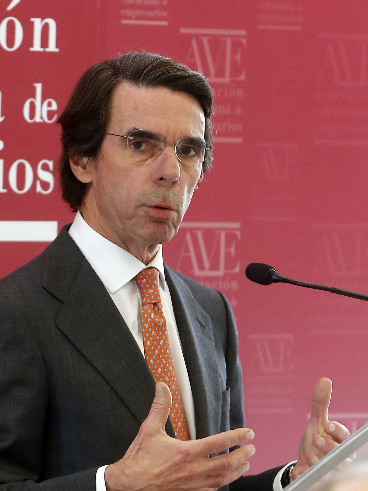 Aznar, este lunes en Valencia, en el pleno de la AVE.