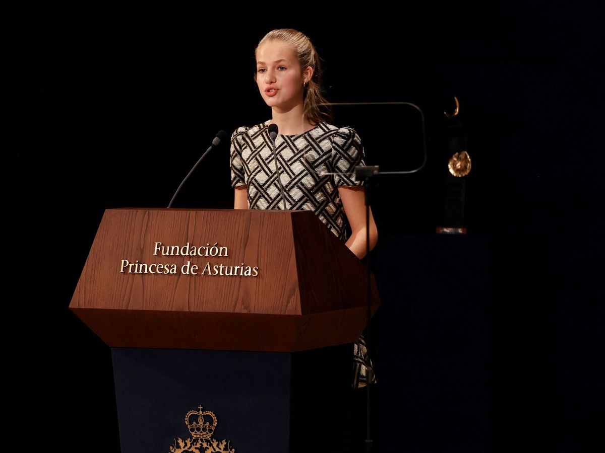 Foto: La princesa Leonor pronuncia su discurso. (EFE)