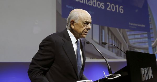 Foto: Francisco González, presidente del BBVA, en la presentación de los resultados de 2016. (EFE)