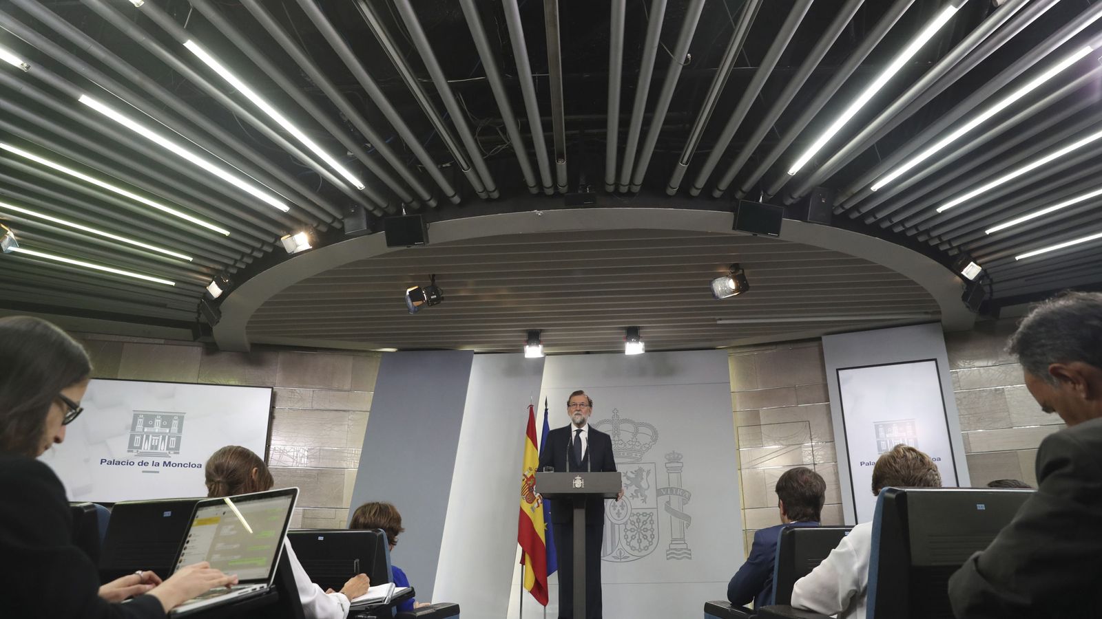 Foto: El presidente del Gobierno, Mariano Rajoy, durante su comparecencia en el Palacio de la Moncloa. (EFE)