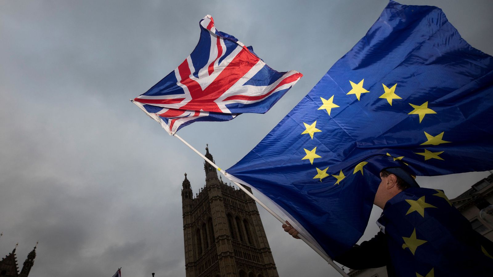 Foto: Bruselas y Reino Unido cierran un acuerdo sobre las condiciones del divorcio del Brexit. (Reuters)
