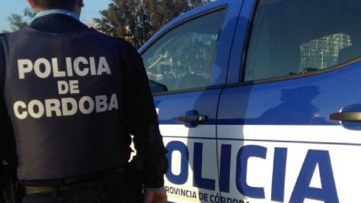 Detenida una madre ebria cuyo bebé fue encontrado dentro de un coche solo en Córdoba
