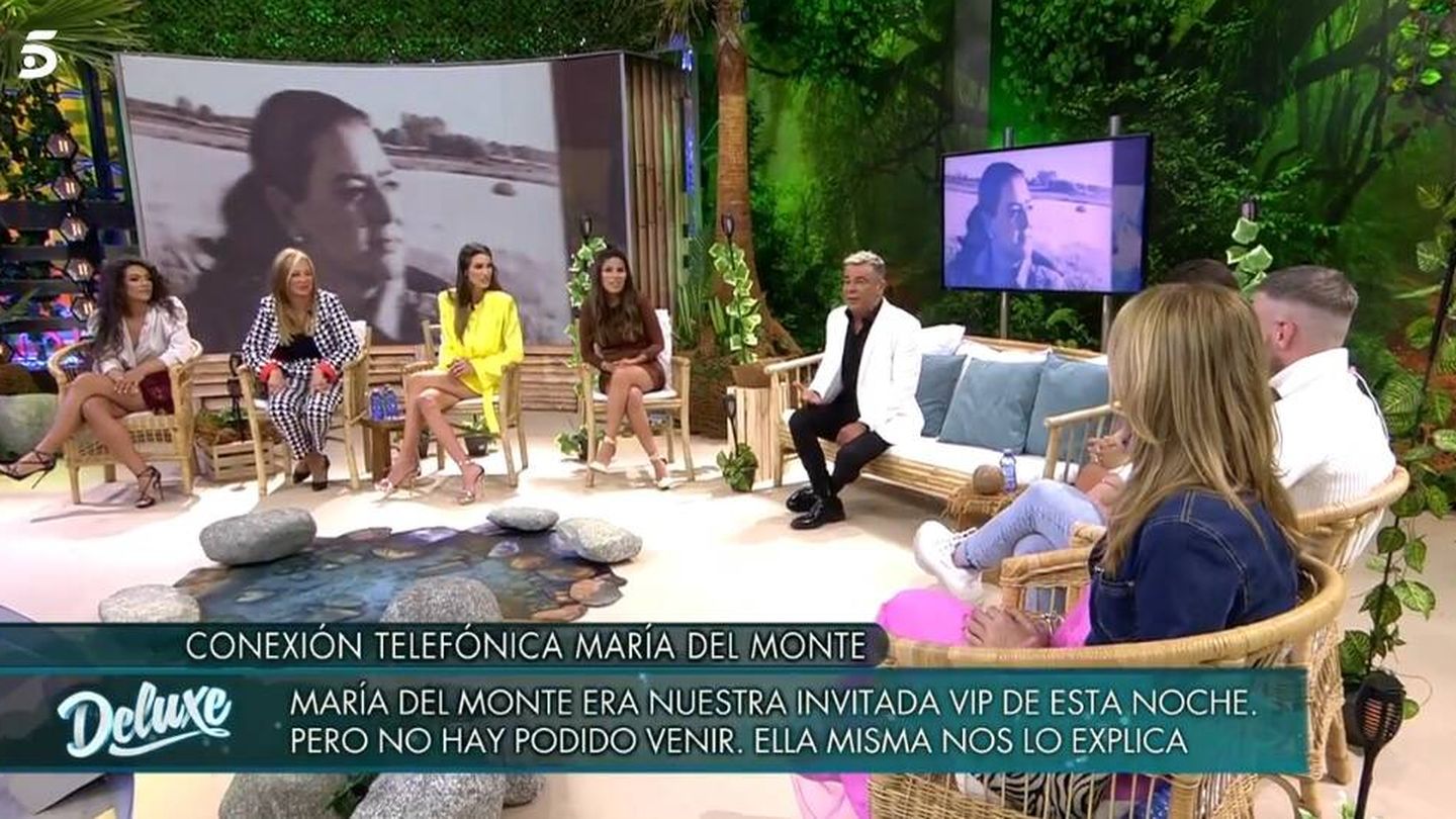 Jorge Javier charlando con María del Monte. (Telecinco).