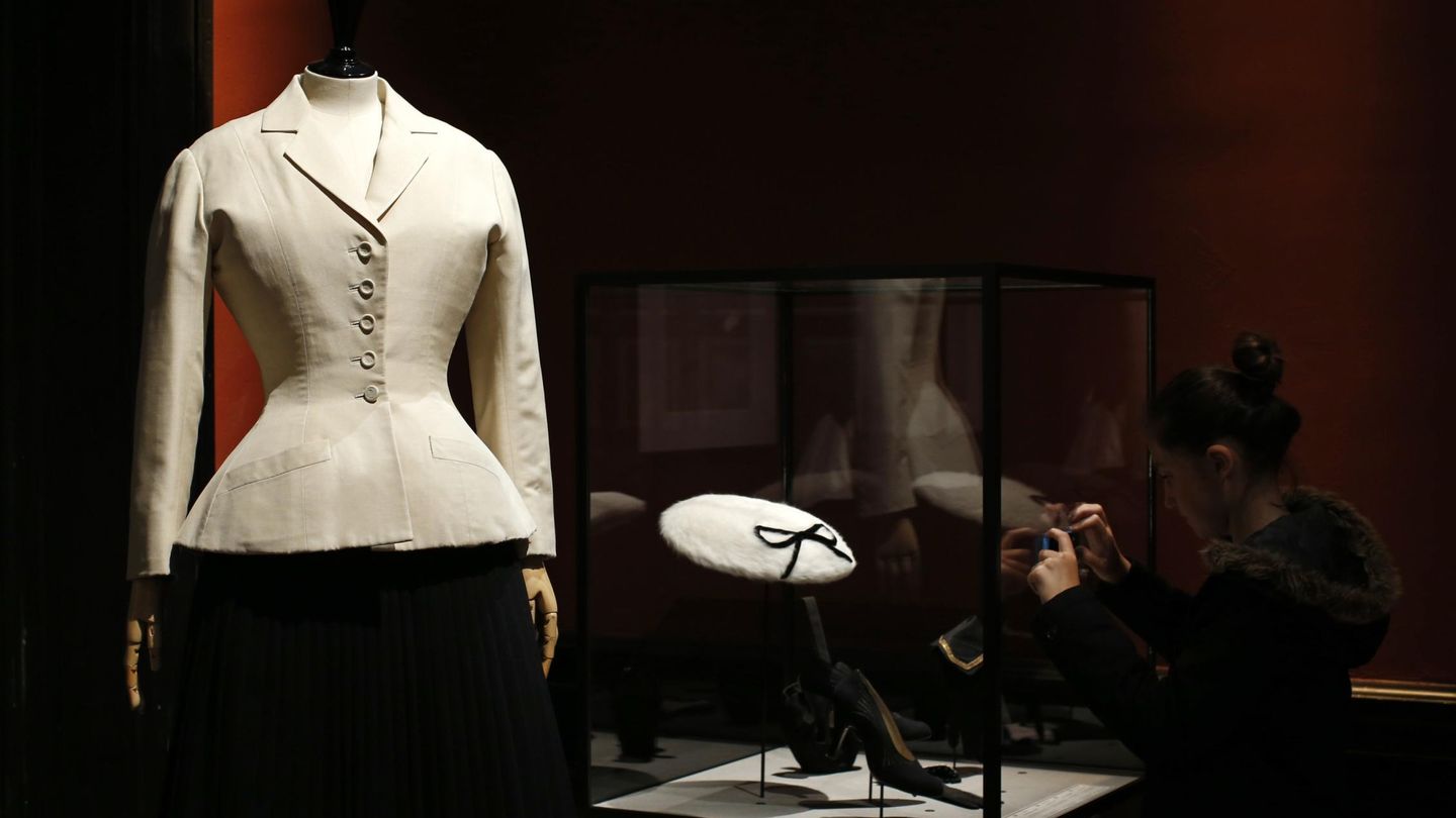 Christian Dior en 'Les années 50: La mode en France'. (Reuters/Benoit Tessier)