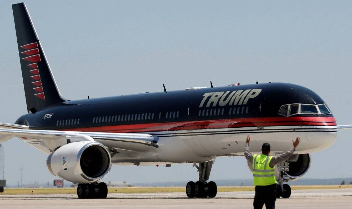 Boeing 757-200 de Donald Trump, también conocido como el 'Trump Force One'.