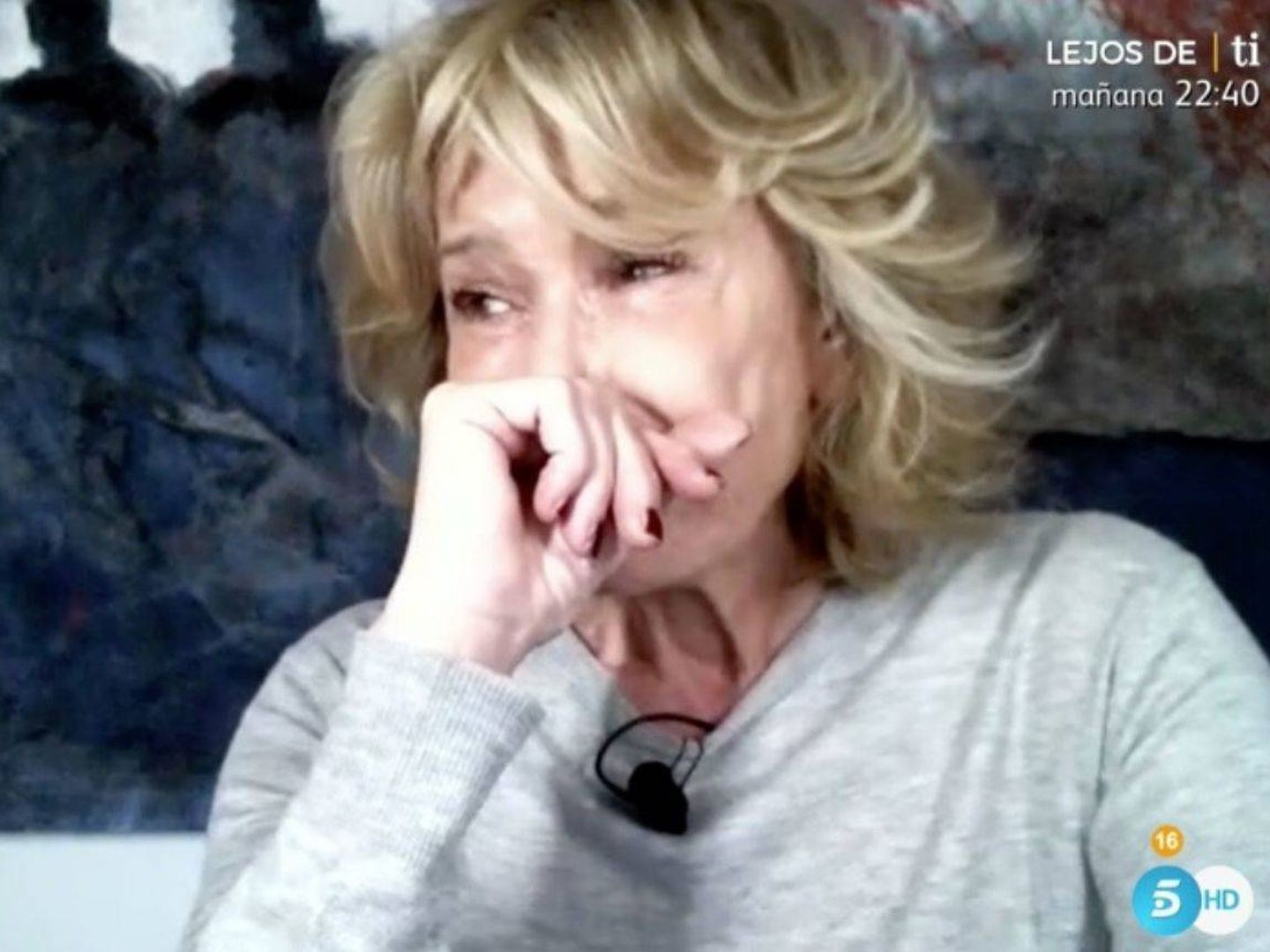 Mila Ximénez llorando en 'Sálvame'. (Telecinco)