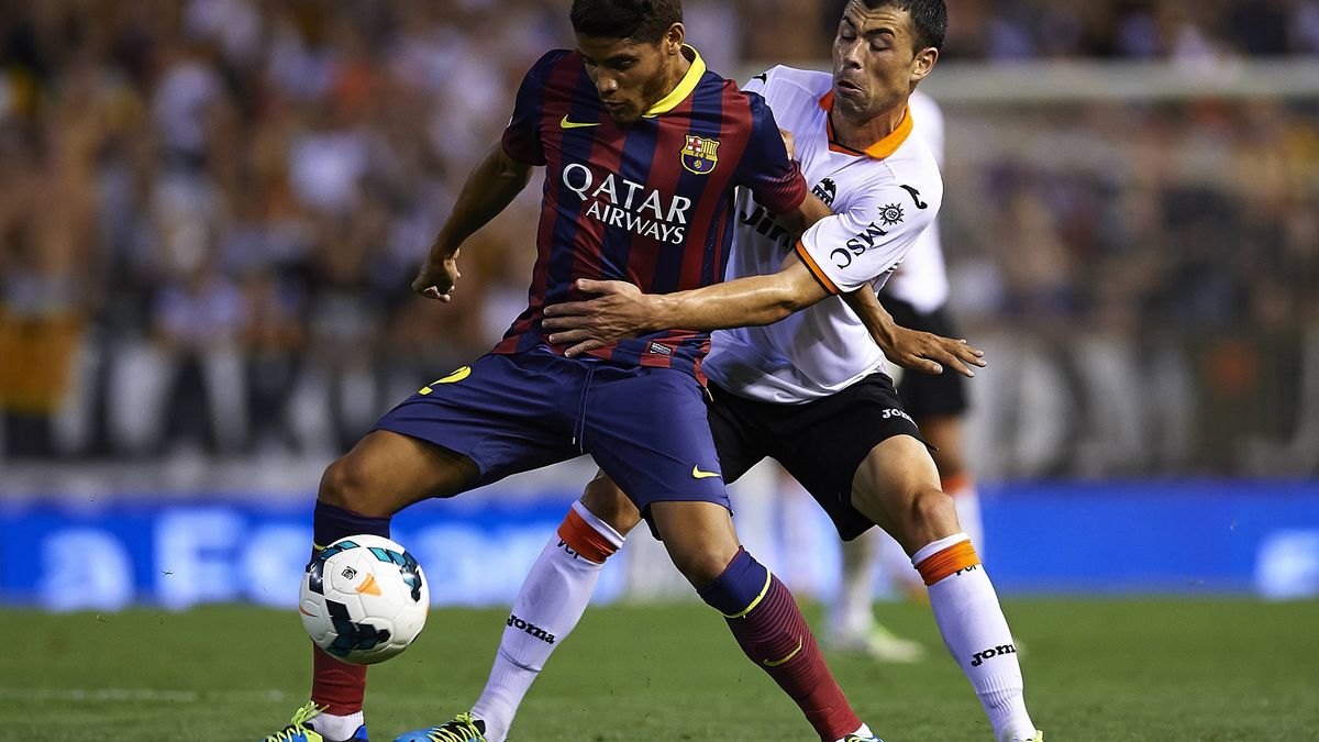 El Barcelona traspasa a Jonathan dos Santos al Villarreal, donde jugará con su hermano