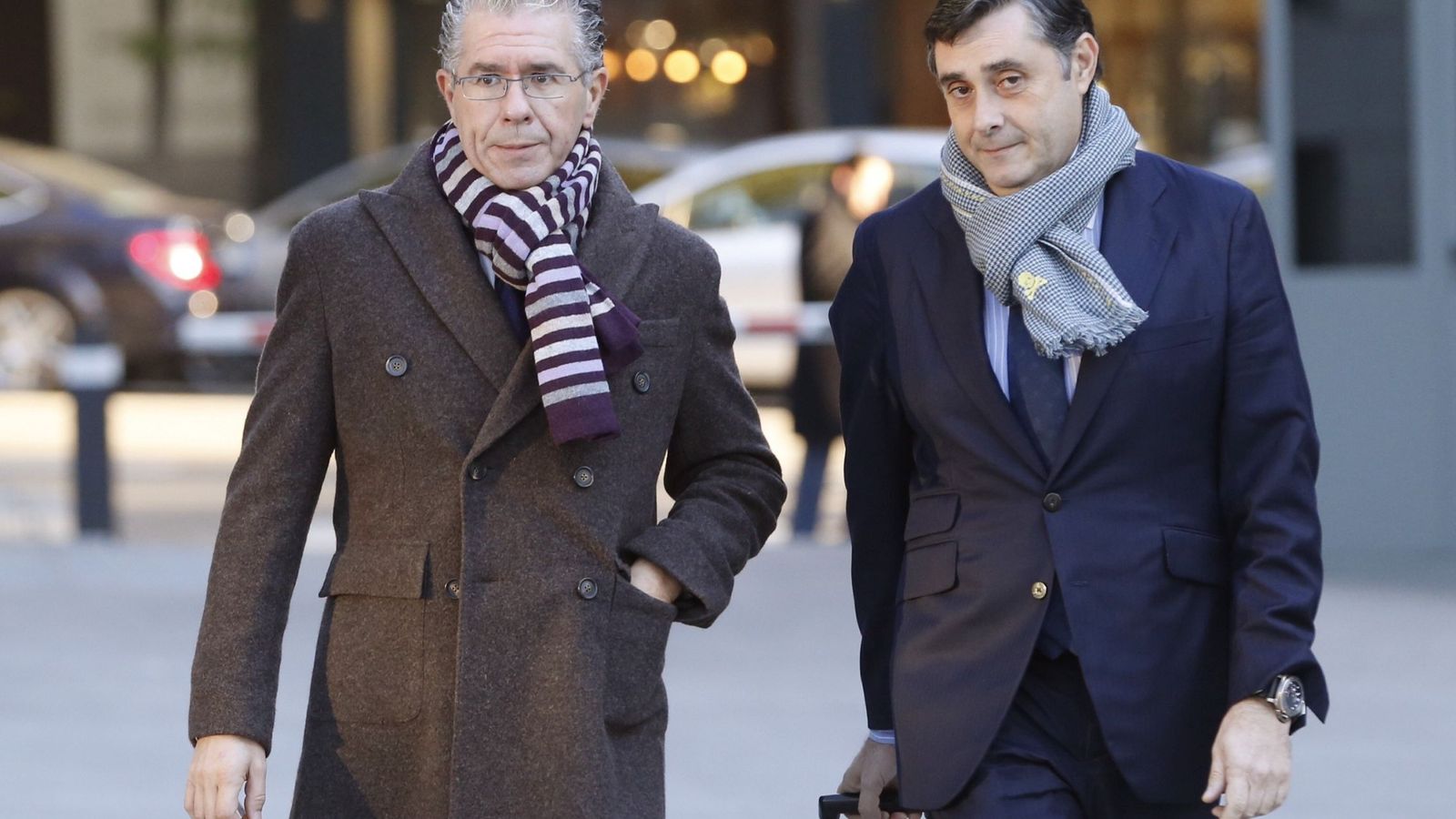 Foto: Francisco Granados junto a su abogado. (EFE)