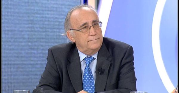 Foto: El doctor Manuel Miras Estacio, en una entrevista en Antena 3. (YouTube)