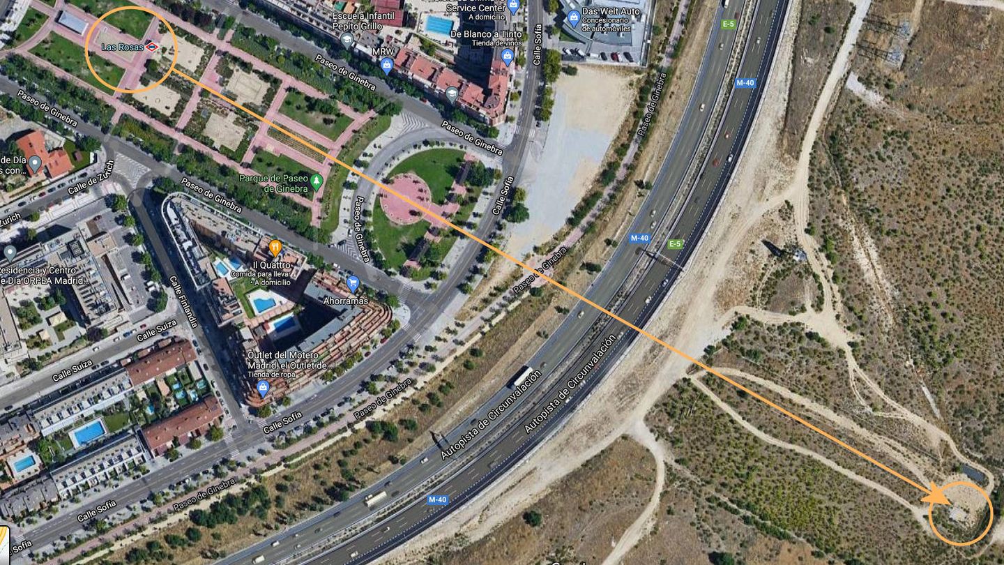 Posición de la trampilla de acceso en relación con la estación de metro. (Google Maps)
