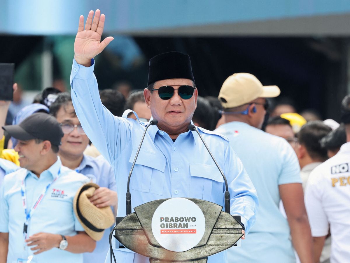 Foto: El ministro de defensa y candidato presidencial Prabowo Subianto ofrece un mitin en Yakarta, la capital de Indonesia. (Reuters/Kim Kyung-Hoon)