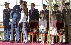 La infanta Leonor asiste a su primer acto oficial con ocho años