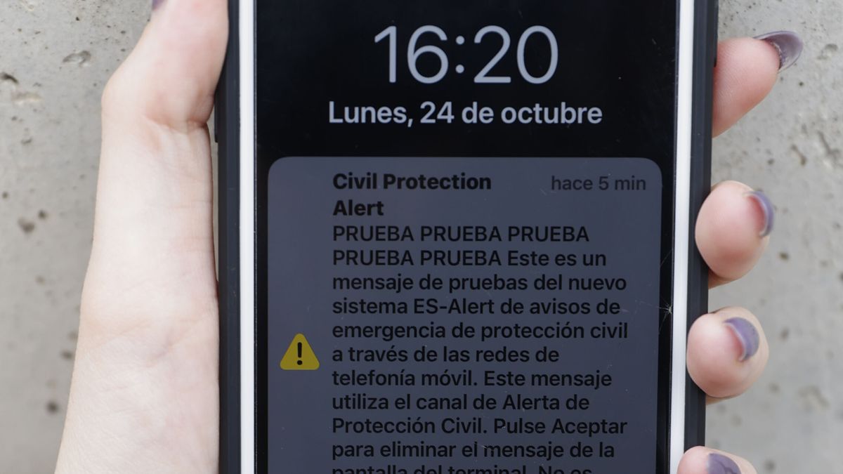 Alerta en Barcelona: así será el simulacro que te llegará al móvil del sistema de avisos de Protección Civil 