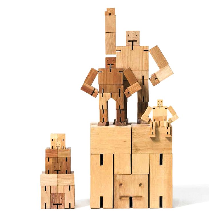 Su originalidad y dinamismo han hecho de Cubebot algo más que un juguete de madera.