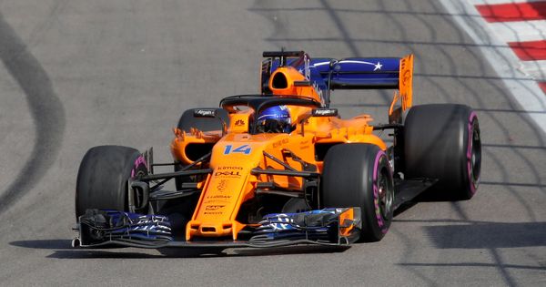 Foto: Fernando Alonso volvió a sufrir al volante de su McLaren. (REUTERS)