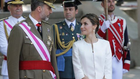 El Rey exhibió el color del fajín de capitán general en su discurso sobre Cataluña