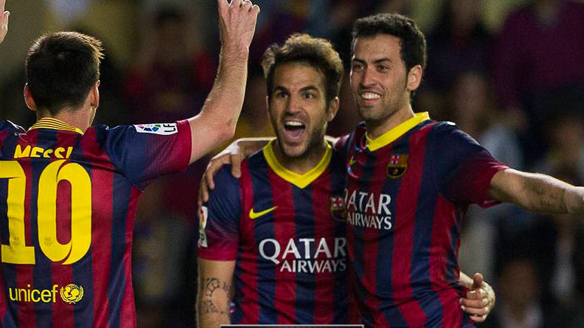 Con lágrimas en los ojos el Barça remontó en Villarreal para homenajear a Tito