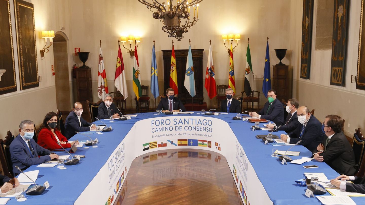 Alberto Núñez Feijóo, en su reunión con otros presidentes autonómicos para abordar la financiación. (EFE/Lavandeira Jr.)