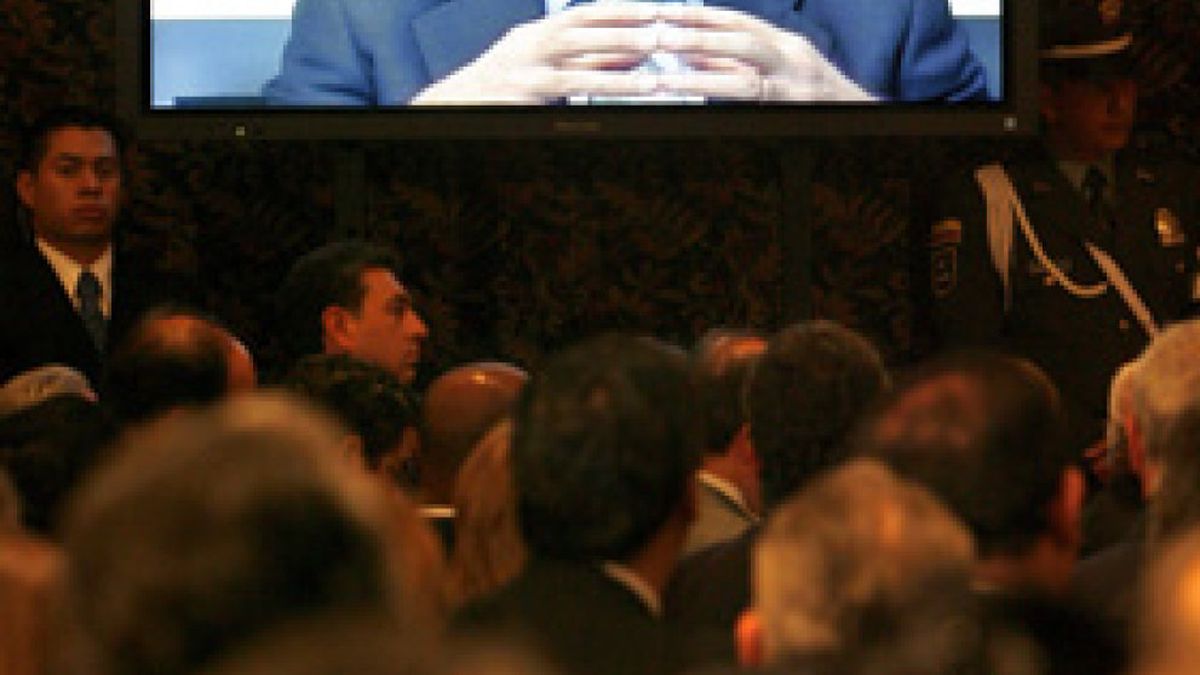 El Comité Organizador del Congreso relega a Aznar a un segundo plano