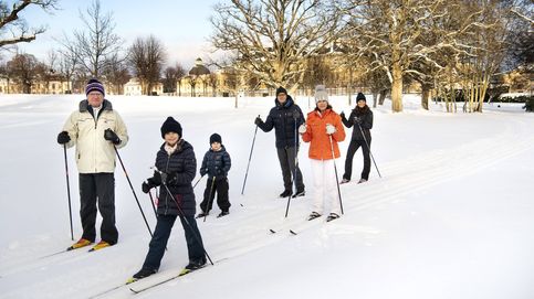 La familia real sueca: un día en la nieve y un proyecto televisivo inquietante