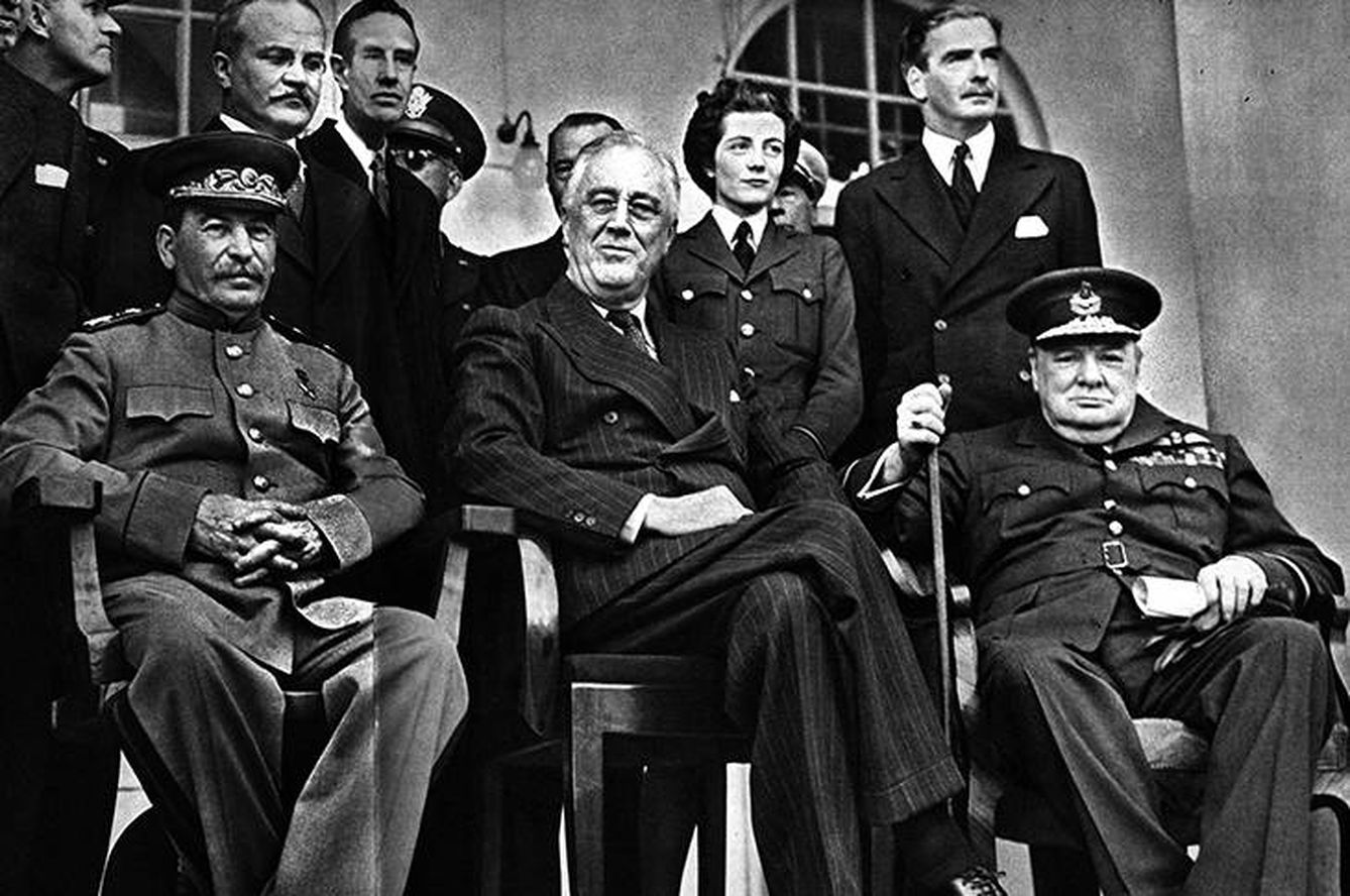Stalin, Roosvelt y Churchill en la conferencia de Yalta en febrero de 1945. (Cedida)
