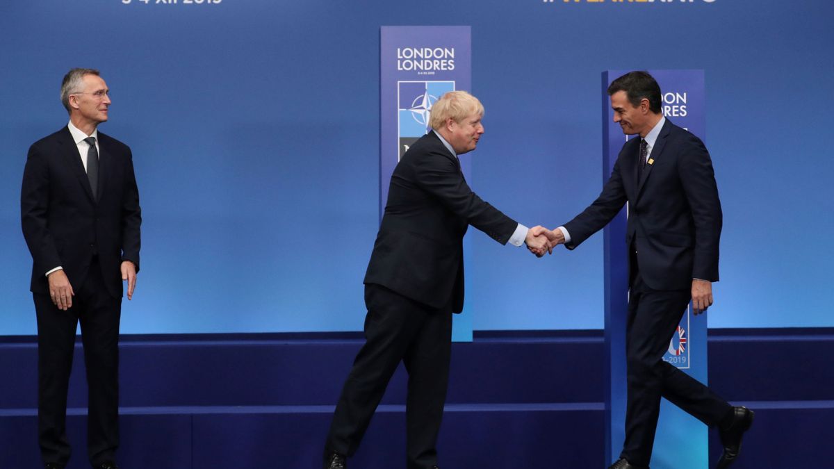 Las 'verdades ilusorias' de Pedro Sánchez y Boris Johnson