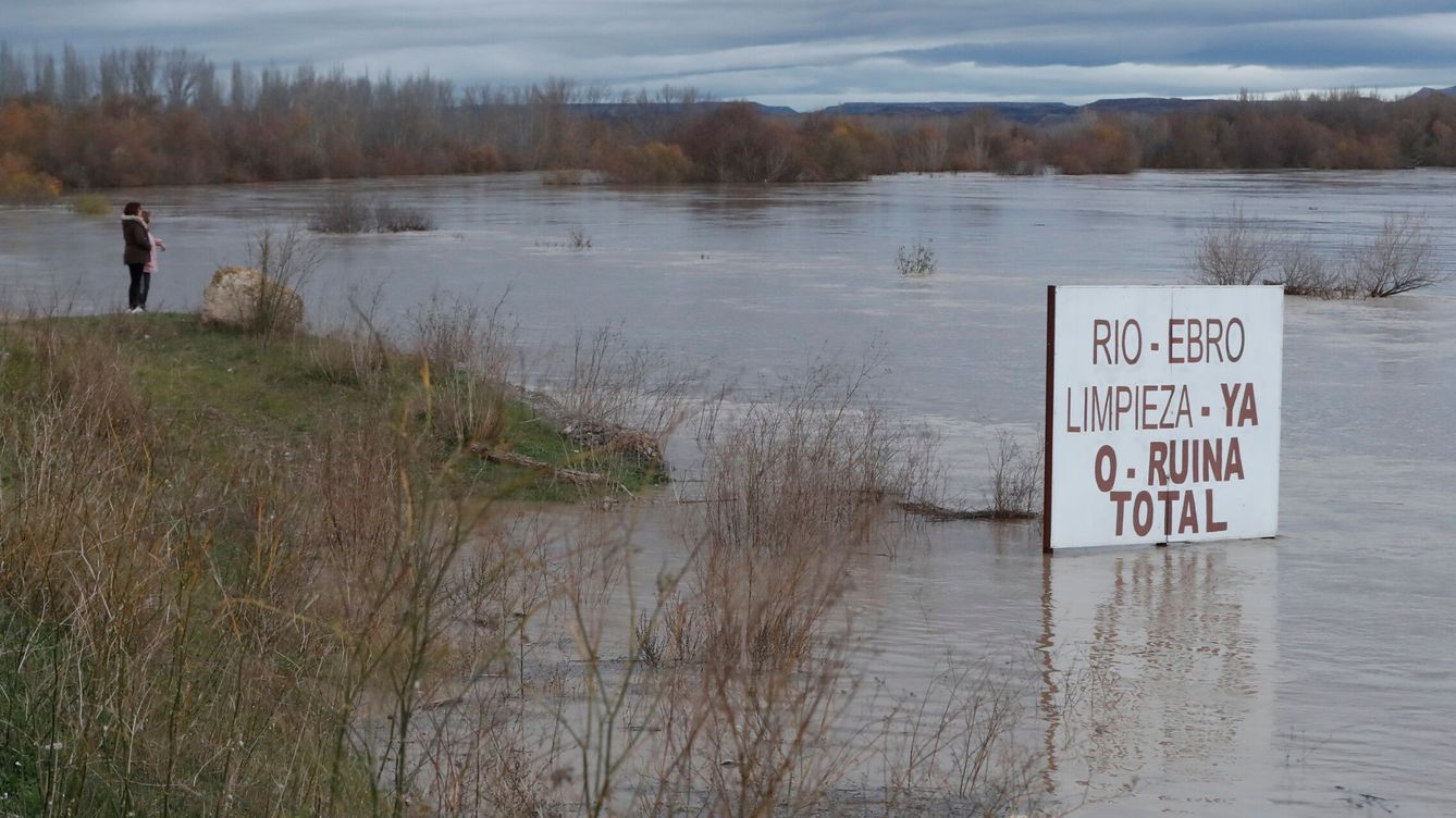 La fuerza del Ebro, vista desde el espacio: por qué 'limpiar' el río no parará las inundaciones
