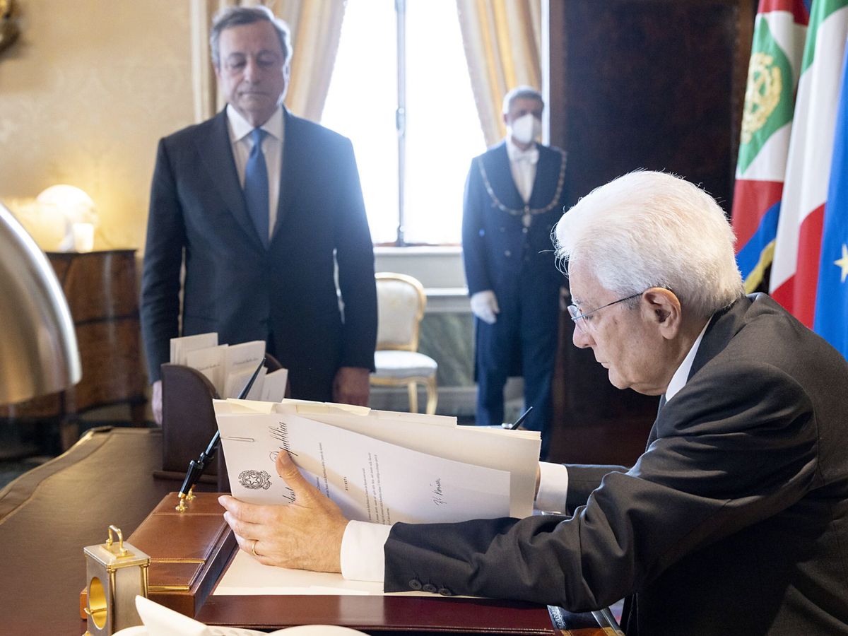 Foto: El presidente italiano acepta la renuncia de Mario Draghi y convoca a elecciones. (EFE/Paolo Giandotti)