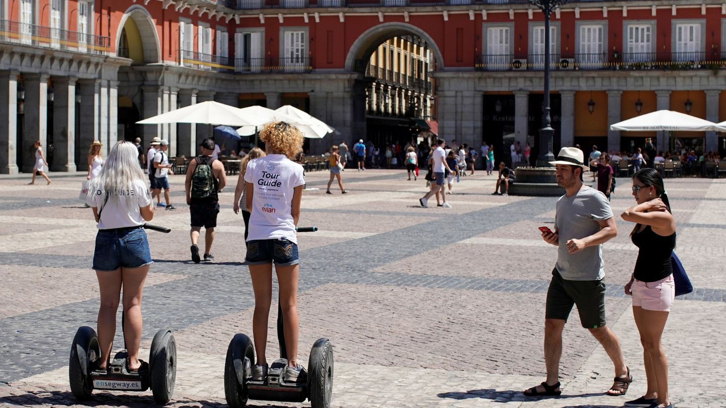 Turistas en Madrid (Reuters)
