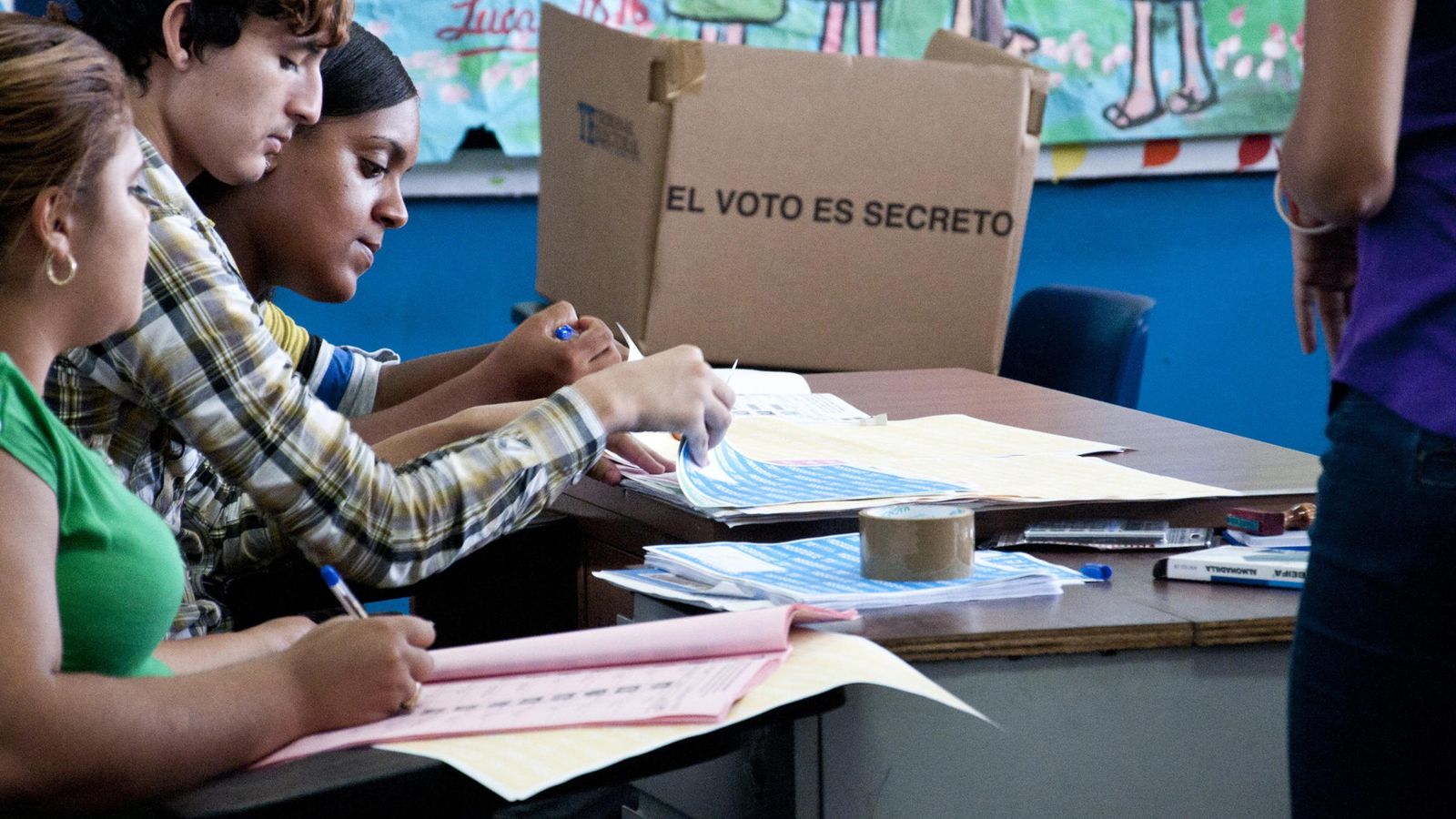Foto: Mesa de votación en Panamá, en una imagen de archivo (EFE)