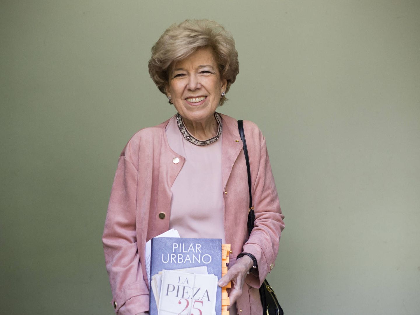 Pilar Urbano, con su libro. (Gtres)