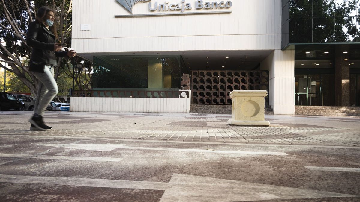 Cumbre en Unicaja Banco para desatascar su crisis de gobernanza