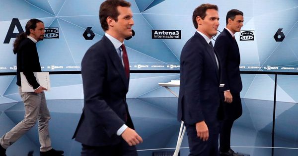 Foto: Los cuatro líderes de los principales partidos en uno de los debates anteriores a las elecciones generales. (EFE) 