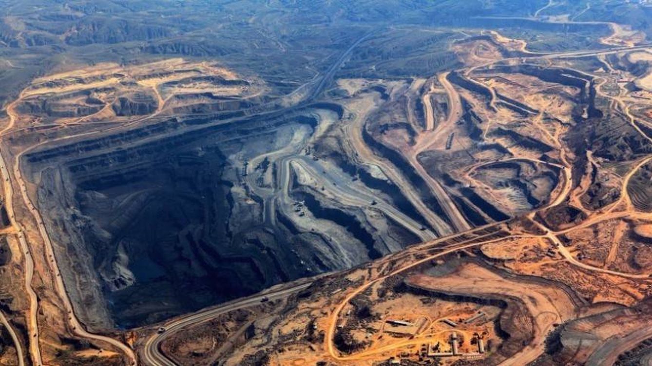 Palworld добыча. Медный рудник Эскондида Чили. Горнодобывающая промышленность Колорадо. Угольный карьер. Угольные месторождения.
