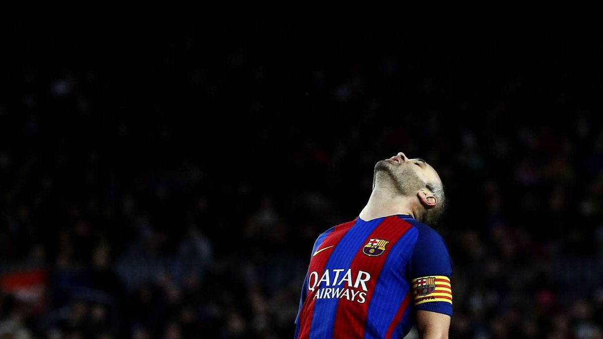 ¿Qué está pasando en el Barcelona con Iniesta?