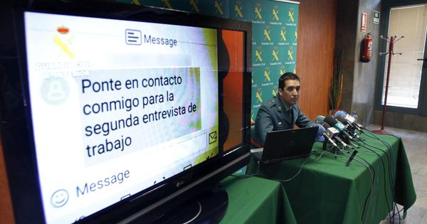 Foto: El comandante jefe del Grupo de Delitos Telemáticos de la Unidad Central Operativa (UCO) de la Guardia Civil. (EFE)