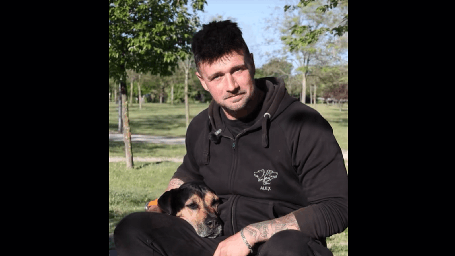 Álex Elvira, adiestrador canino: "Tener a un ser vivo a tu cargo no es ningún juego... es una gran responsabilidad"