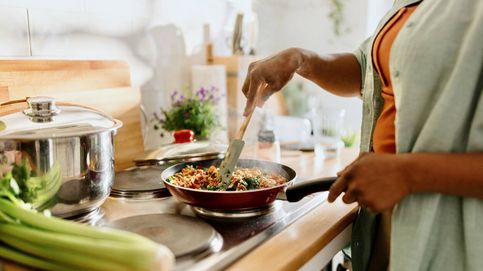 Del botulismo al síndrome de Guillain-Barré: las enfermedades que puedes contraer si haces esto en la cocina