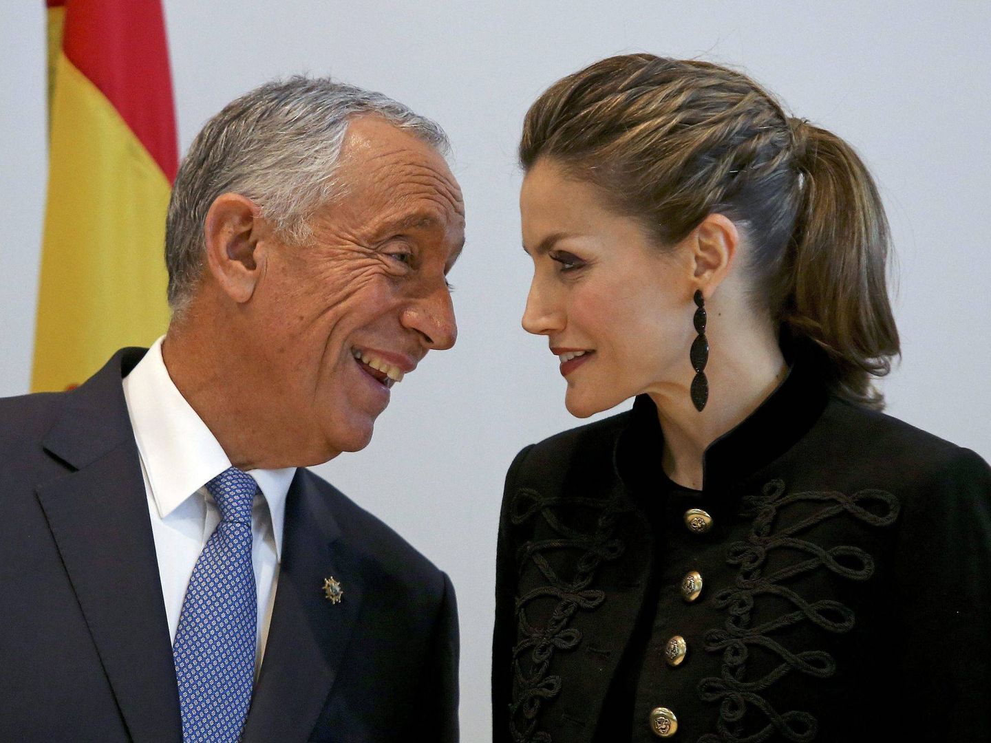 La reina Letizia, junto a Marcelo Rebelo de Sousa durante una visita a Portugal en 2016. (EFE)