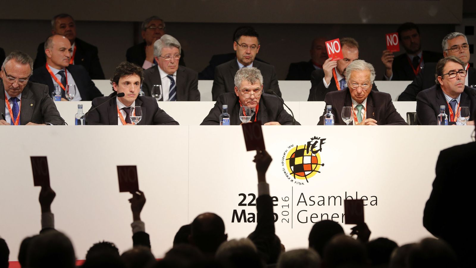Foto: Villar, durante la última Asamblea de la Federación Española de Fútbol. (EFE)