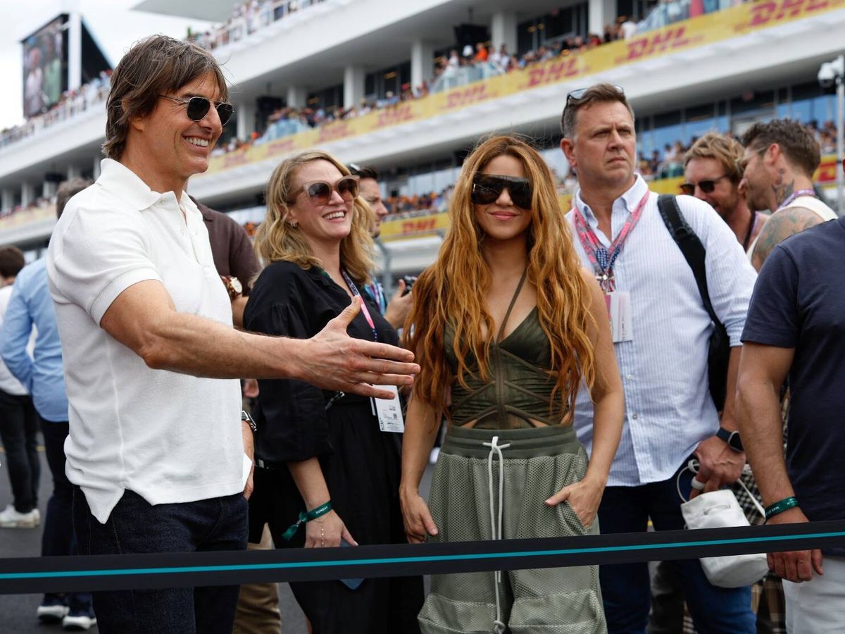 Foto: Tom Cruise y Shakira fueron algunas de las muchas celebridades presentes en el Gran Premio de Miami. (Gtres)