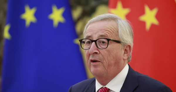 Foto: Juncker durante la última cumbre UE - China en Pekín (REUTERS)