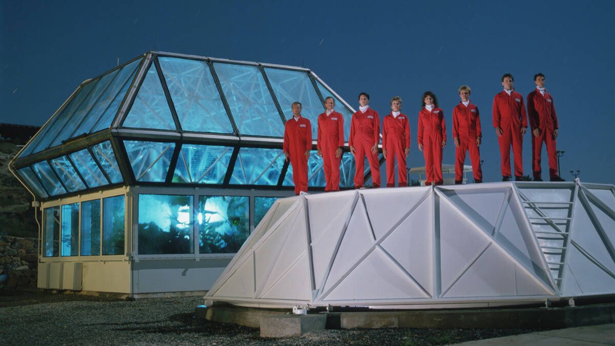 'Spaceship Earth': el alucinante experimento real que ensayó cómo colonizar otros planetas  