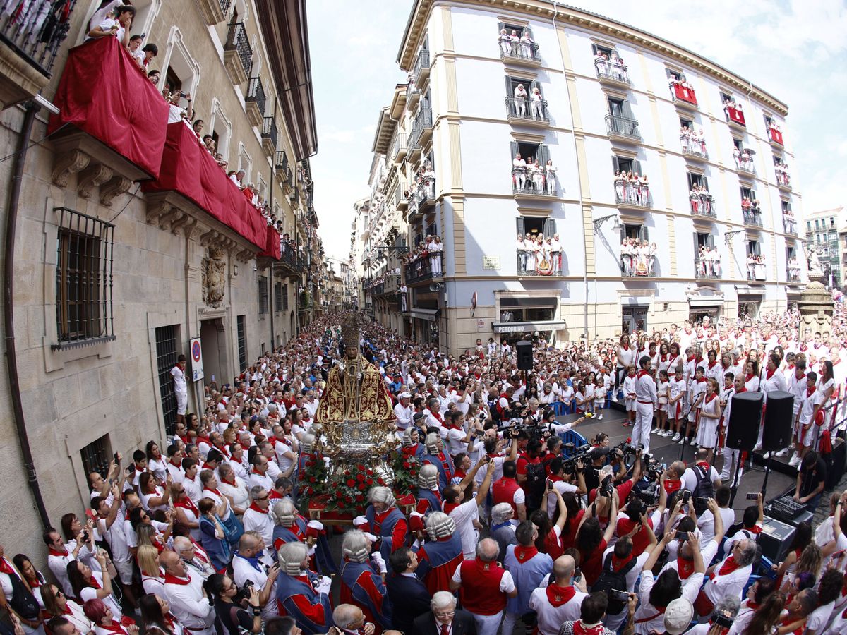 Foto: La fiesta de San Fermín, celebrada tradicionalmente desde el 6 hasta el 14 de julio (EFE/Rodrigo Jiménez)