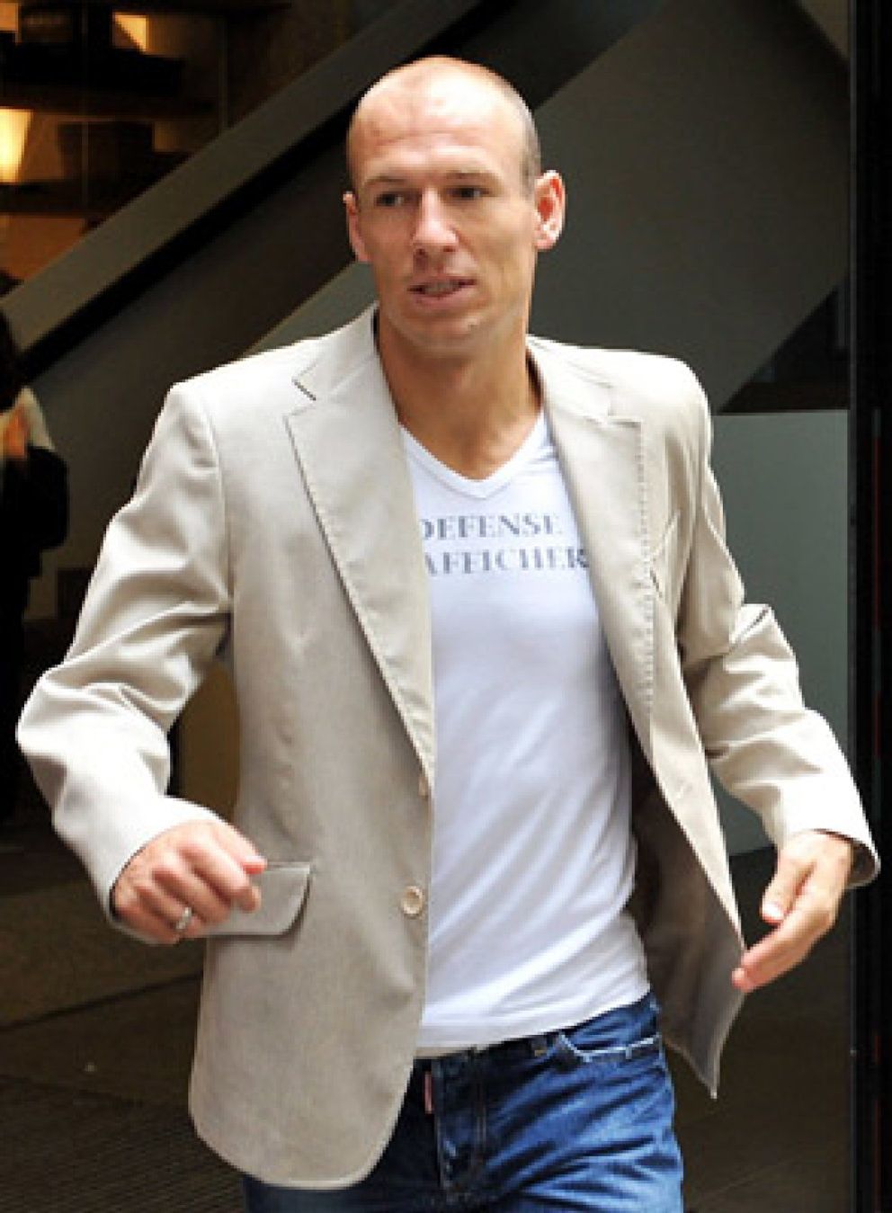 Foto: Valdano: "El padre de Robben pidió que aceptáramos alguna oferta por él"
