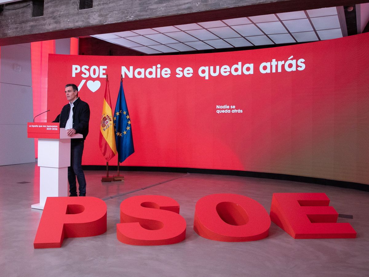 Foto: El presidente del Gobierno, Pedro Sánchez, durante el acto del PSOE. (EFE)