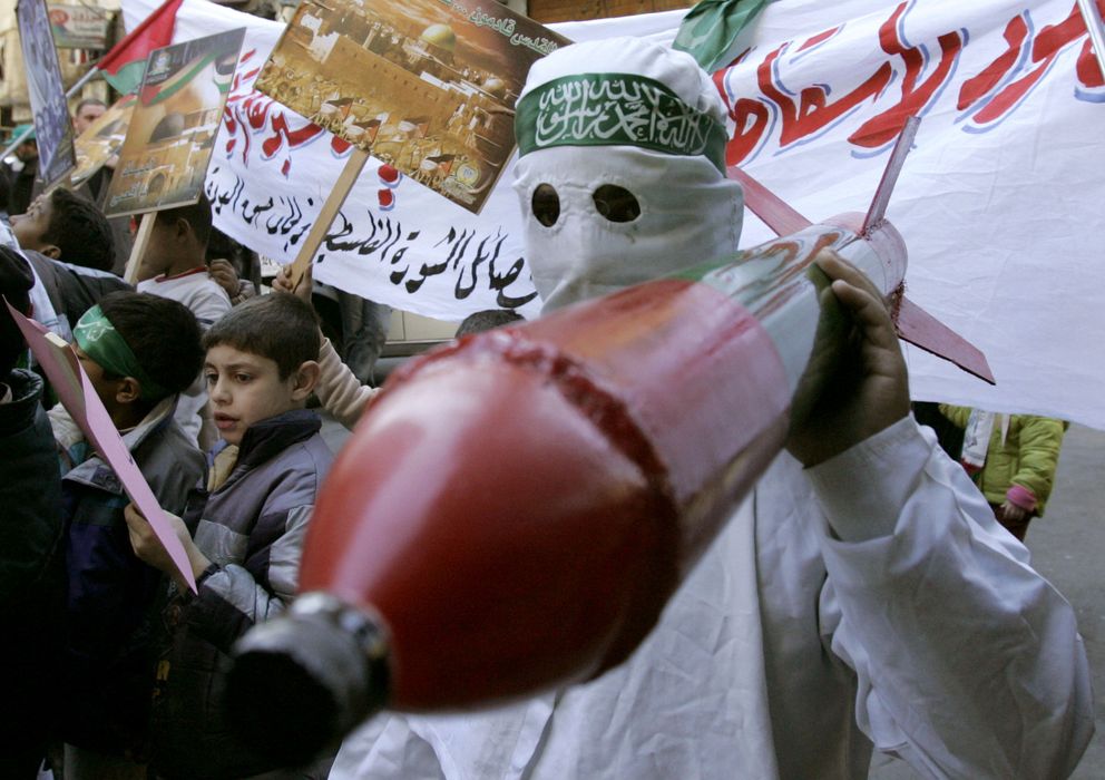 Foto: Partidarios de Hamás, en una manifestación contra Israel cerca de Damasco. (Reuters)