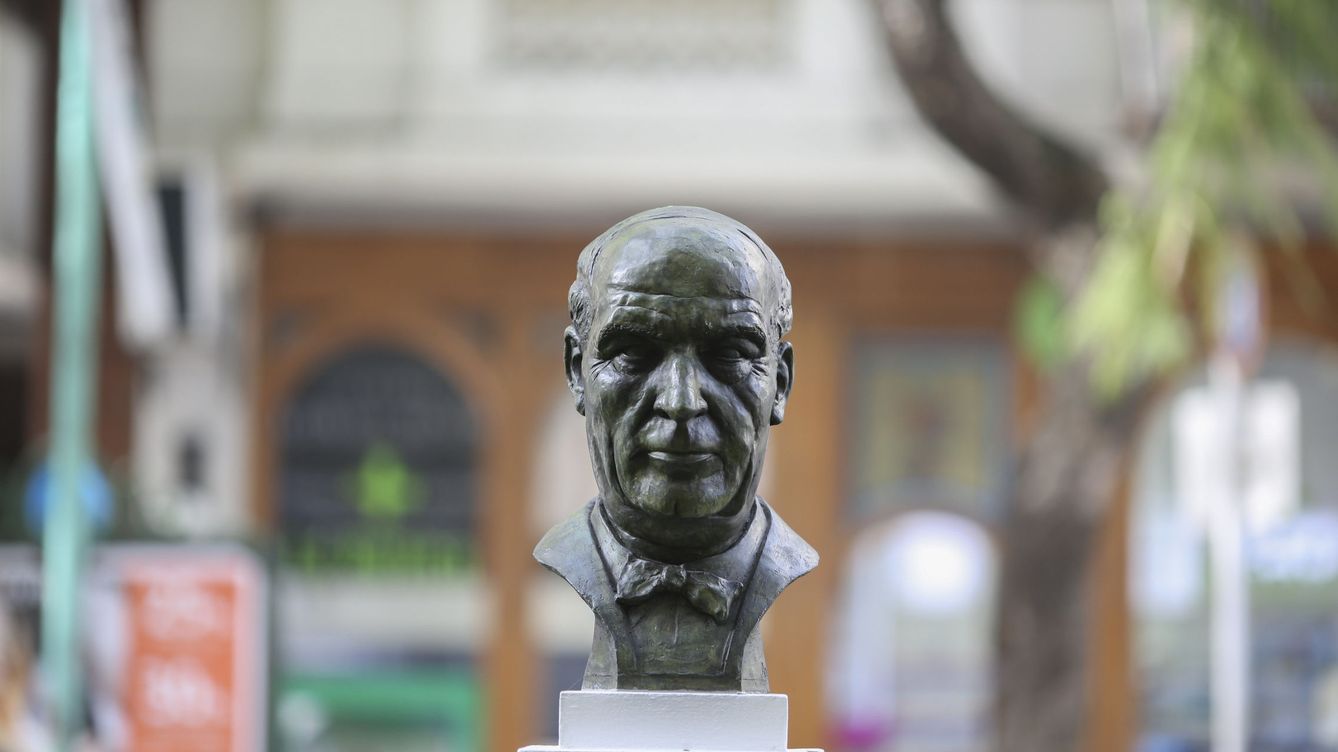 Foto: Busto de José Ortega y Gasset. (EFE/David Fernández)