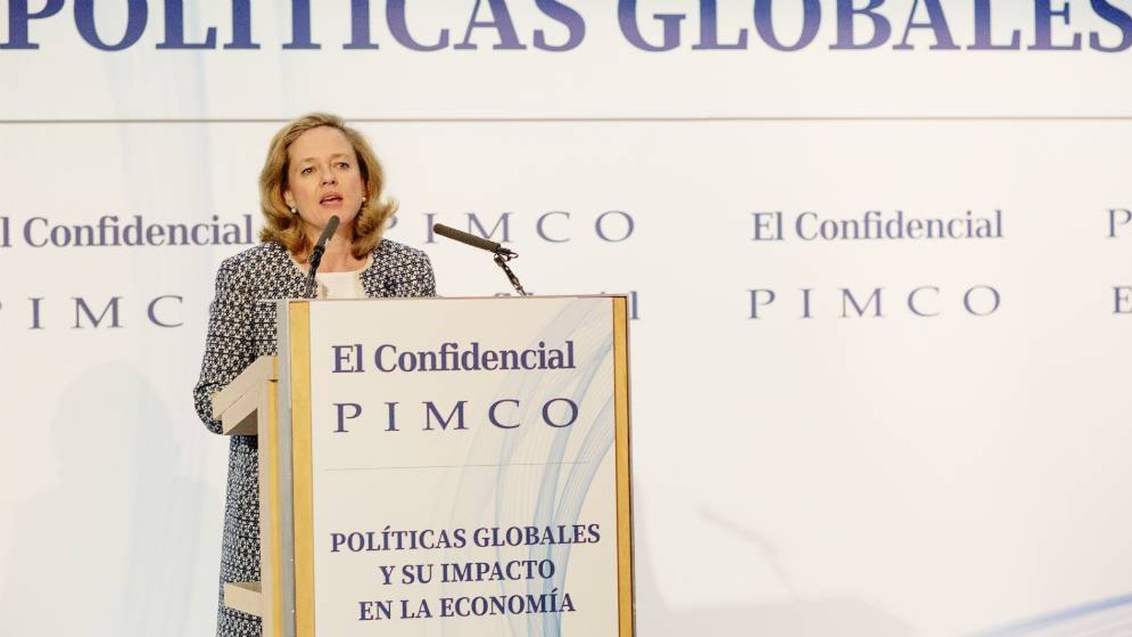 Foto: La ministra de Economía, Nadia Calviño, interviene en el V Foro El Confidencial-Pimco.
