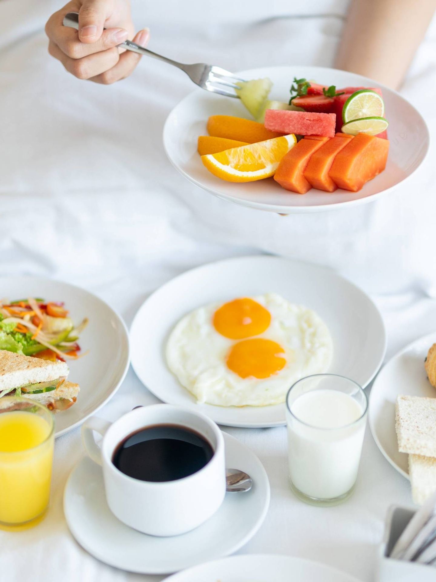 Desayunos saludables para empezar el día con energía. (Febrian Zakaria para Unsplash)